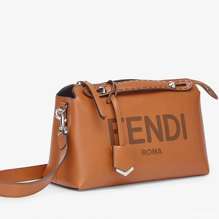 Affordable Logo In Way By Medium ROMA Leather Brown Fendi Calf The Bag Boston 0723